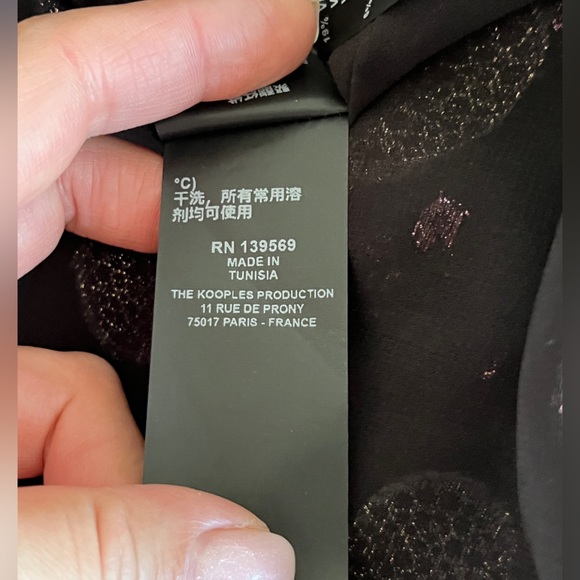 The Kooples Tutti Frutti Spots Silk Single Cold Shoulder Blouse Top size S - Picture 8 of 13